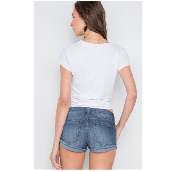 Denim Mid-Rise Button Fly Shorts - 17 - Picture 3 of 4